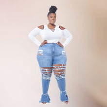 Load image into Gallery viewer, Cut Close | Distressed Jeans